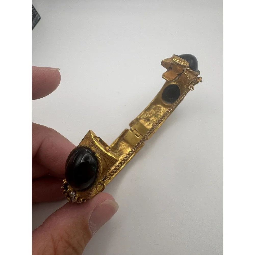 Vintage Original by Robert Bracelet Gold Tone Black Cabochon Clamper Cuff